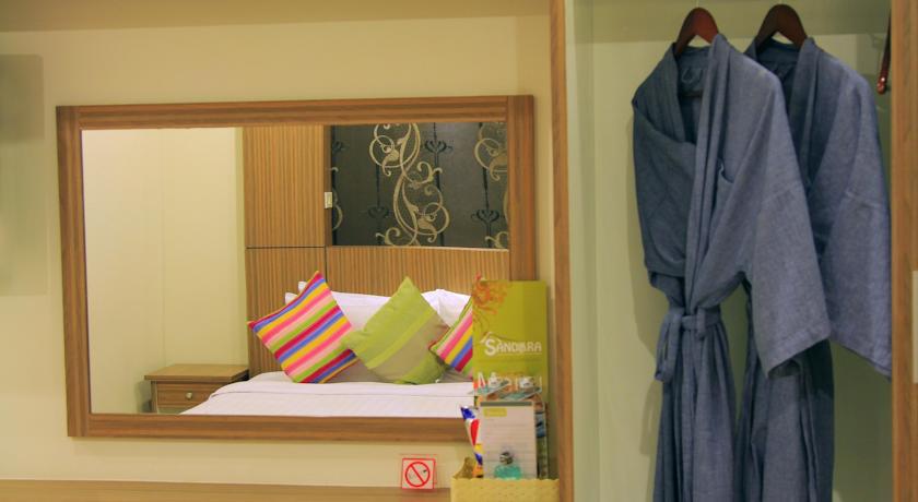 Oyo 146 Rivana Boutique By Sandara Pattaya Oda fotoğraf